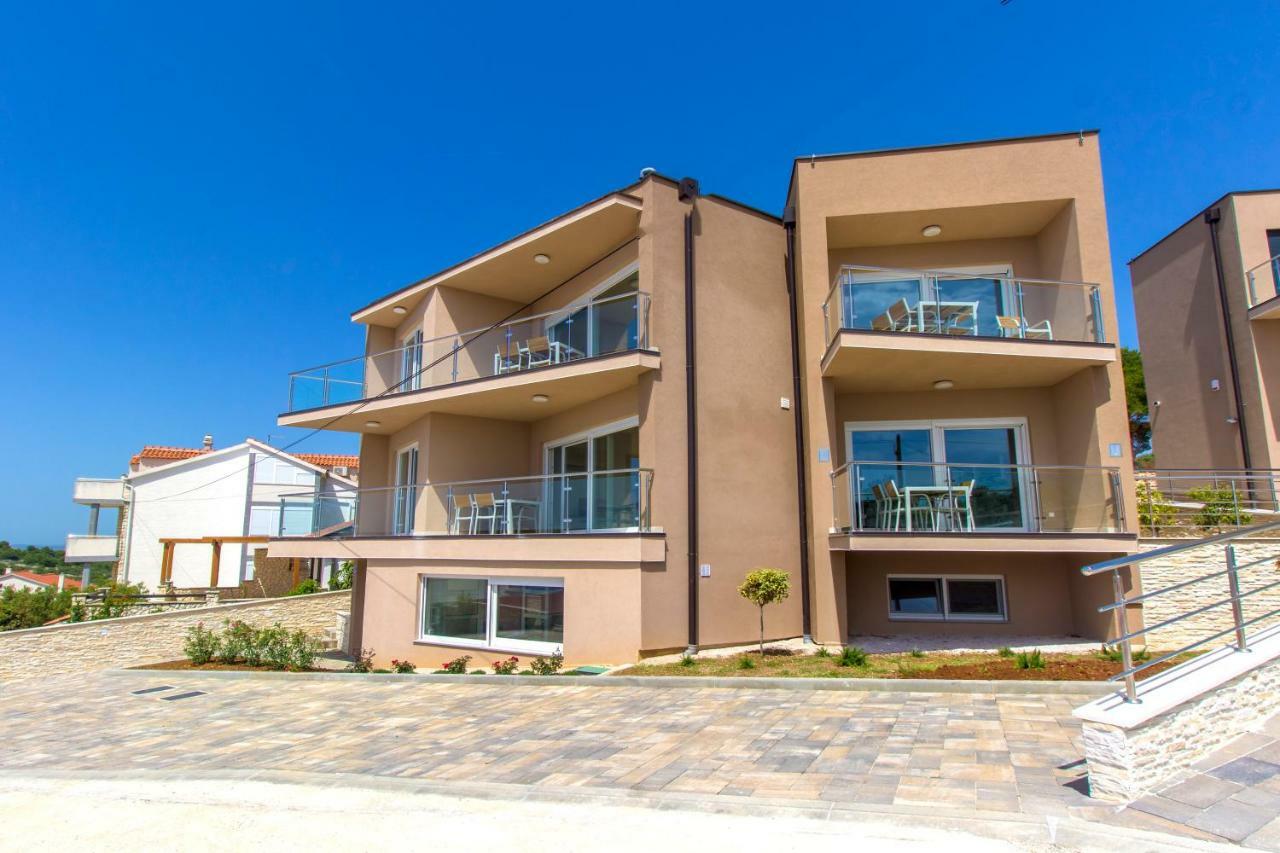 Villa Ilenia Μούρτερ Εξωτερικό φωτογραφία
